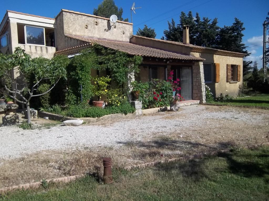 B&B Le Petit Frigouye Rochefort-du-Gard Eksteriør billede